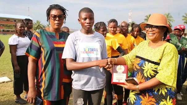 badagry-angels-lift-lagos-u-15-softball-tourney-trophy.jpg