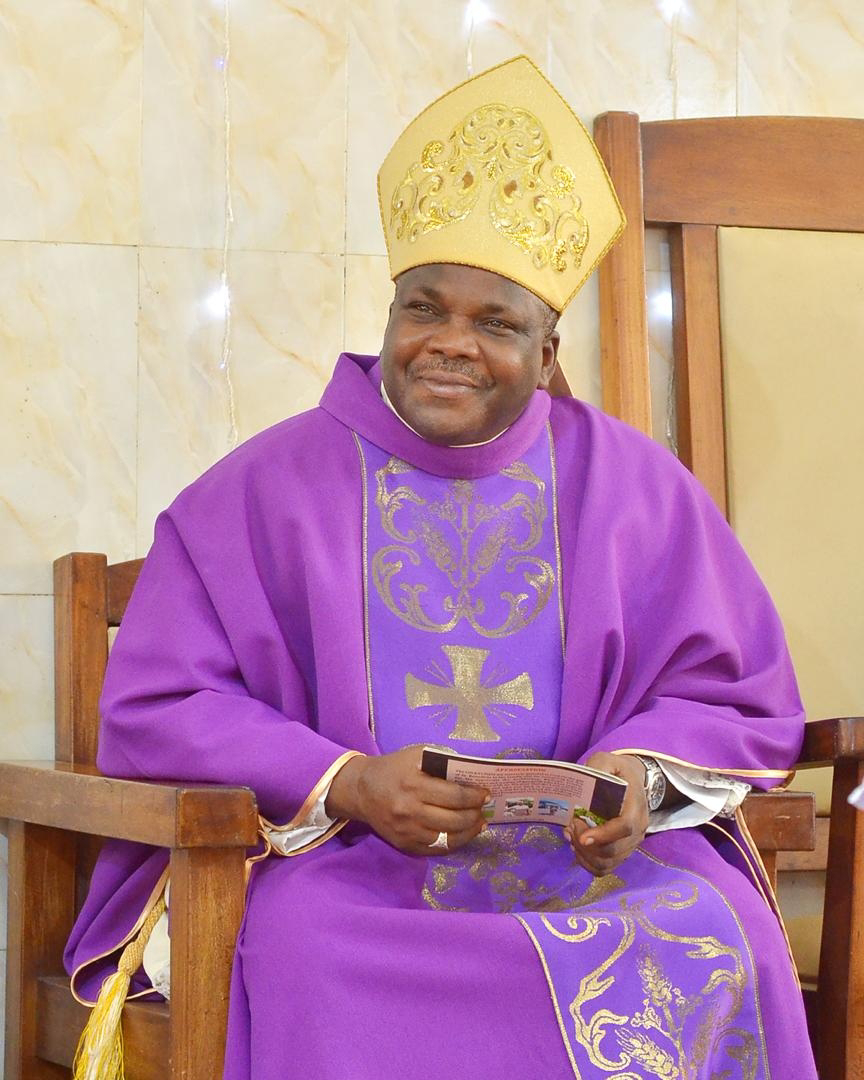 christmas-do-away-with-hypocrisy-selfishness-bishop-badejo-charges-nigerians.jpg