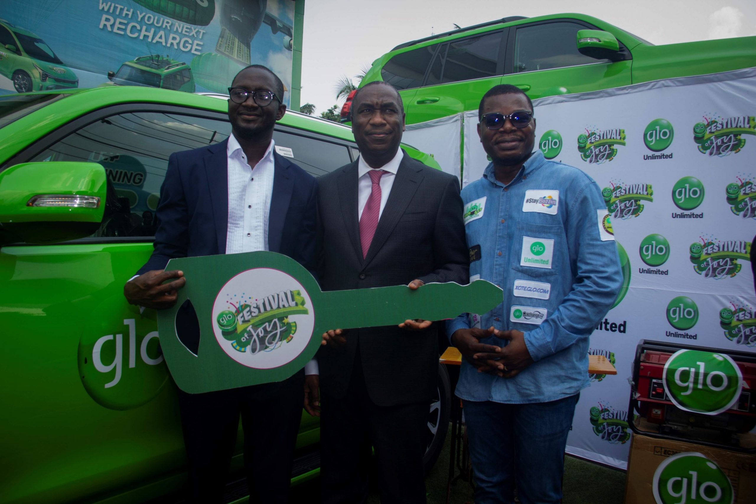 glo-festival-of-joy-promo-contractors-dream-comes-true-with-toyota-prado-win.jpg