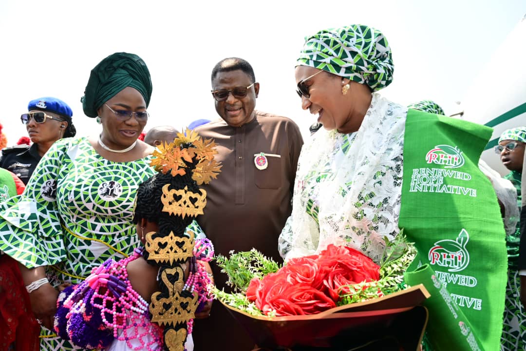 gov-otu-hosts-wife-of-the-vice-president-hajiya-nana-kashim-shettima.jpg