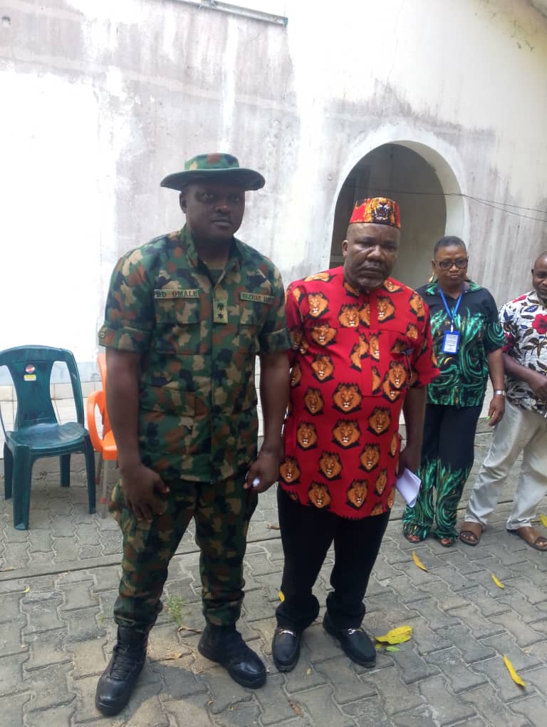 orashi-national-congress-honours-lt-col-dd-omale-during-familiarization-visit.jpg