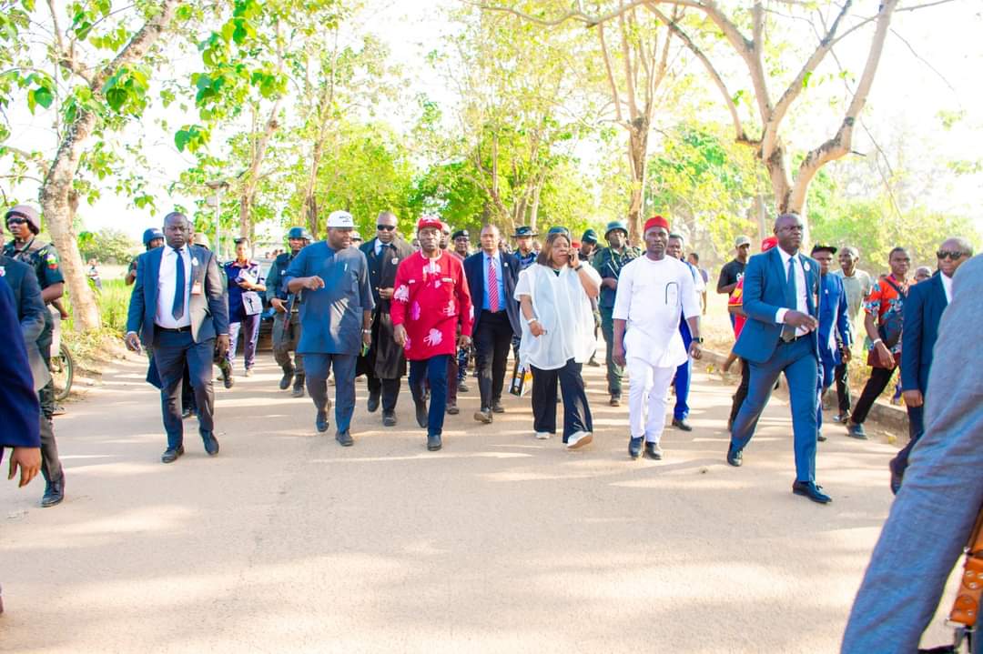 soludo-visits-chukwuemeka-odumegwu-ojukwu-university-uli-campus-promises-to-end-21-years-without-electricity.jpg