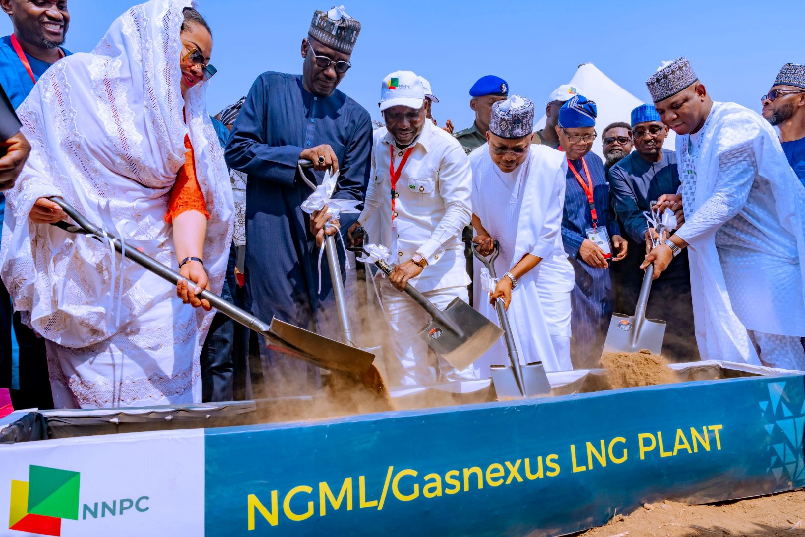 fg-flags-off-5-mini-lng-plants-in-ajaokuta.jpg