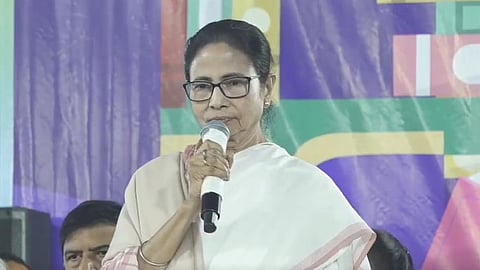 mamata-banerjee-inaugurates-48th-international-kolkata-book-fair-emphasizing-the-timeless-value-of-books-1.jpg