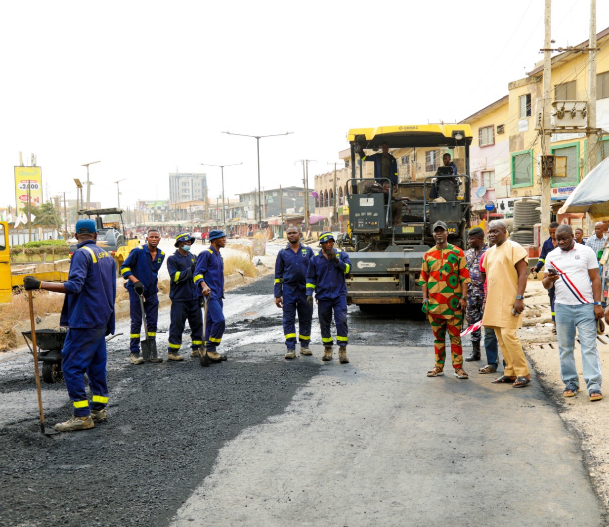 odunmbaku-inspects-road-reconstruction-at-ogba-commends-gov-sanwo-olu-alongside-lagos-state-agencies.jpg