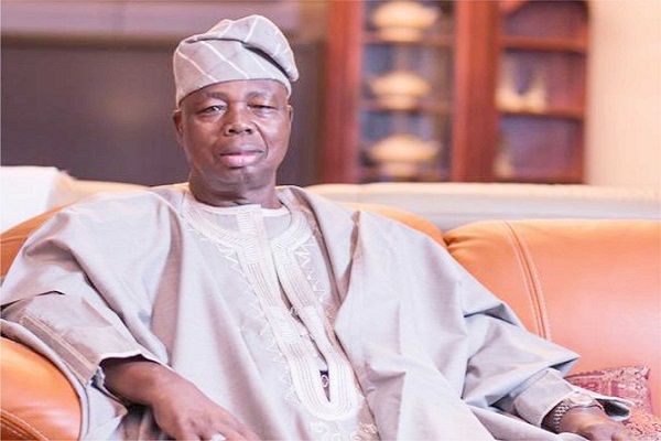 osogbo-residents-laud-asiwaju-badmus-over-provision-of-street-lights-boreholes.jpg