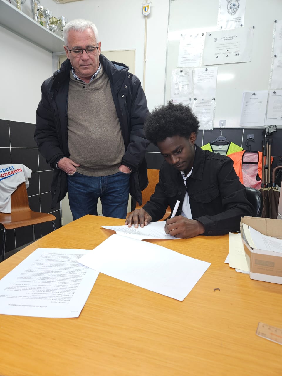 portugal-football-club-sign-19-year-old-nigerian-born-footballer-yaqub-usman-malah.jpg