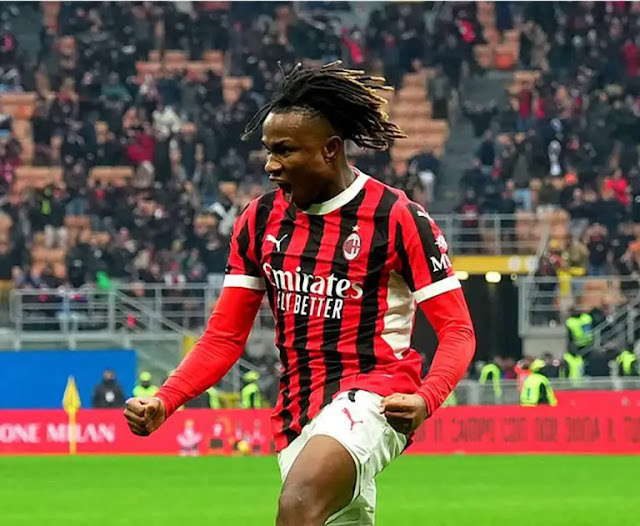 samuel-chukwueze-returns-with-a-bang-seals-victory-for-ac-milan-with-last-minute-heroics.jpg