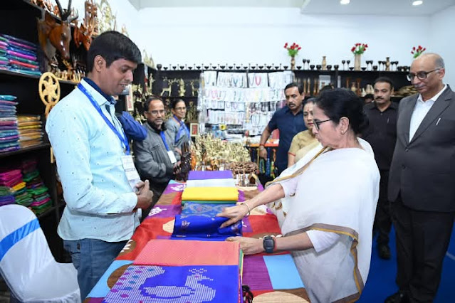 banglar-haat-inaugurated-by-cm-mamata-banerjee-to-showcase-bengals-rich-handicrafts.jpg