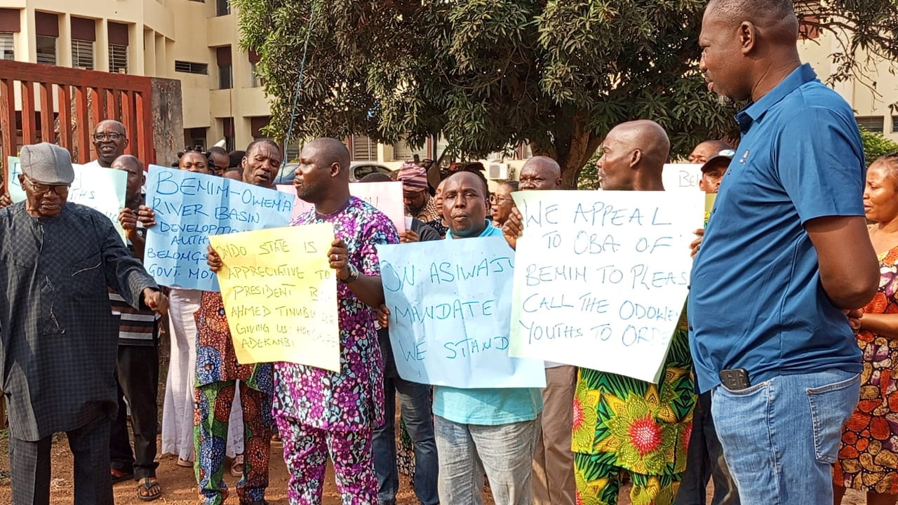 benin-owena-leadership-crisis-stakeholders-urge-tinubu-to-separate-authority.jpg