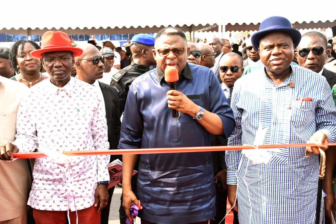 gov-otu-attends-bayelsa-governors-5th-anniversary-commissions-major-road-project.jpg