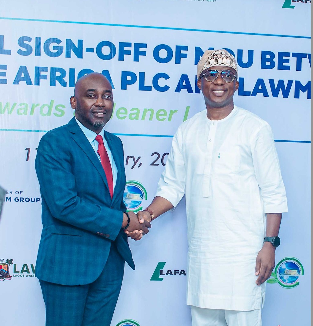 lafarge-signs-mou-with-lagos-govt-on-solid-waste-management.jpg