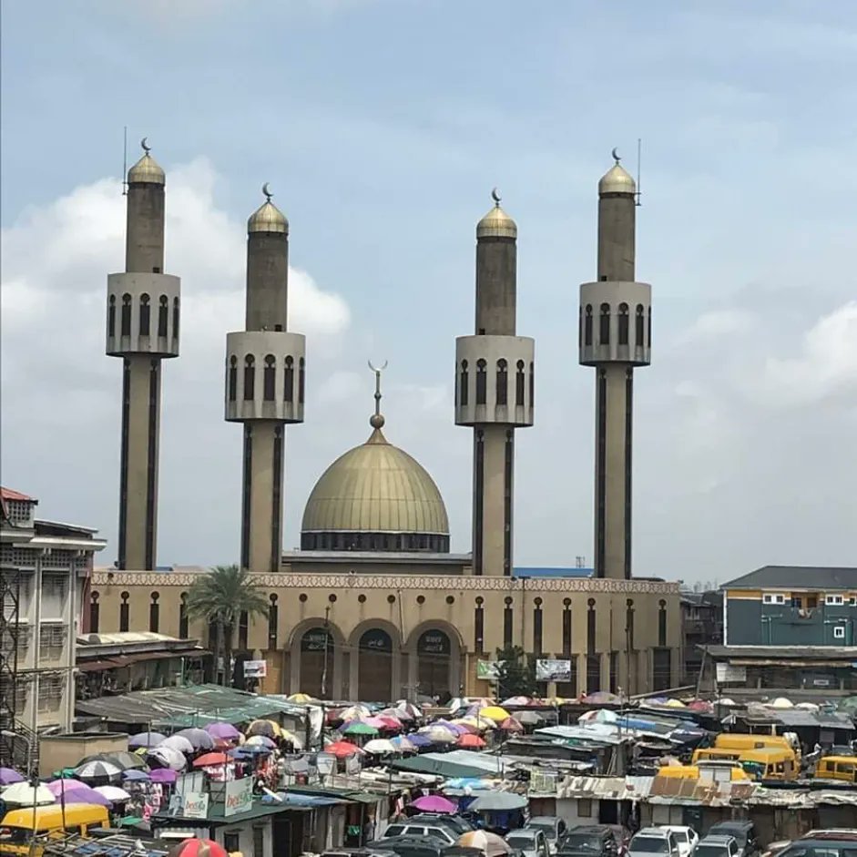 lagos-central-mosque-crisis-court-orders-chief-imam-to-take-charge-of-ramadan-lecture.jpg