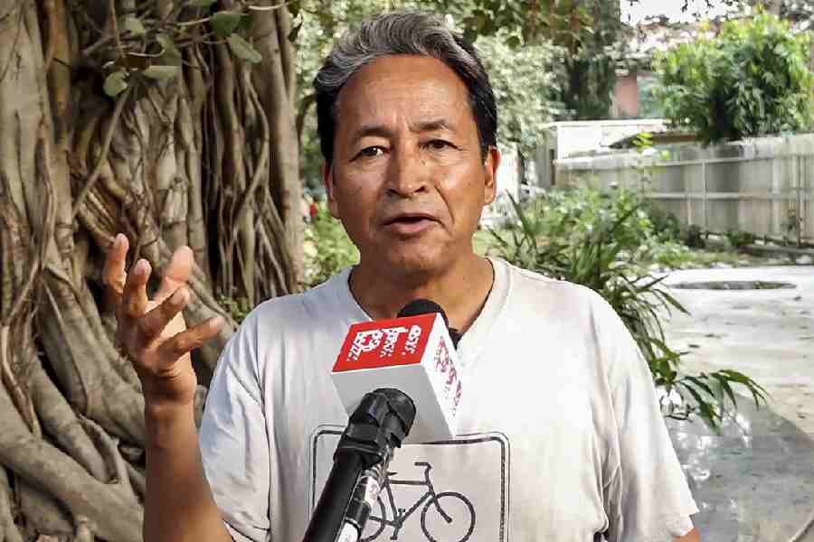 sonam-wangchuk-writes-open-letter-to-pm-modi-says-india-should-take-lead-in-preserving-glaciers.jpg