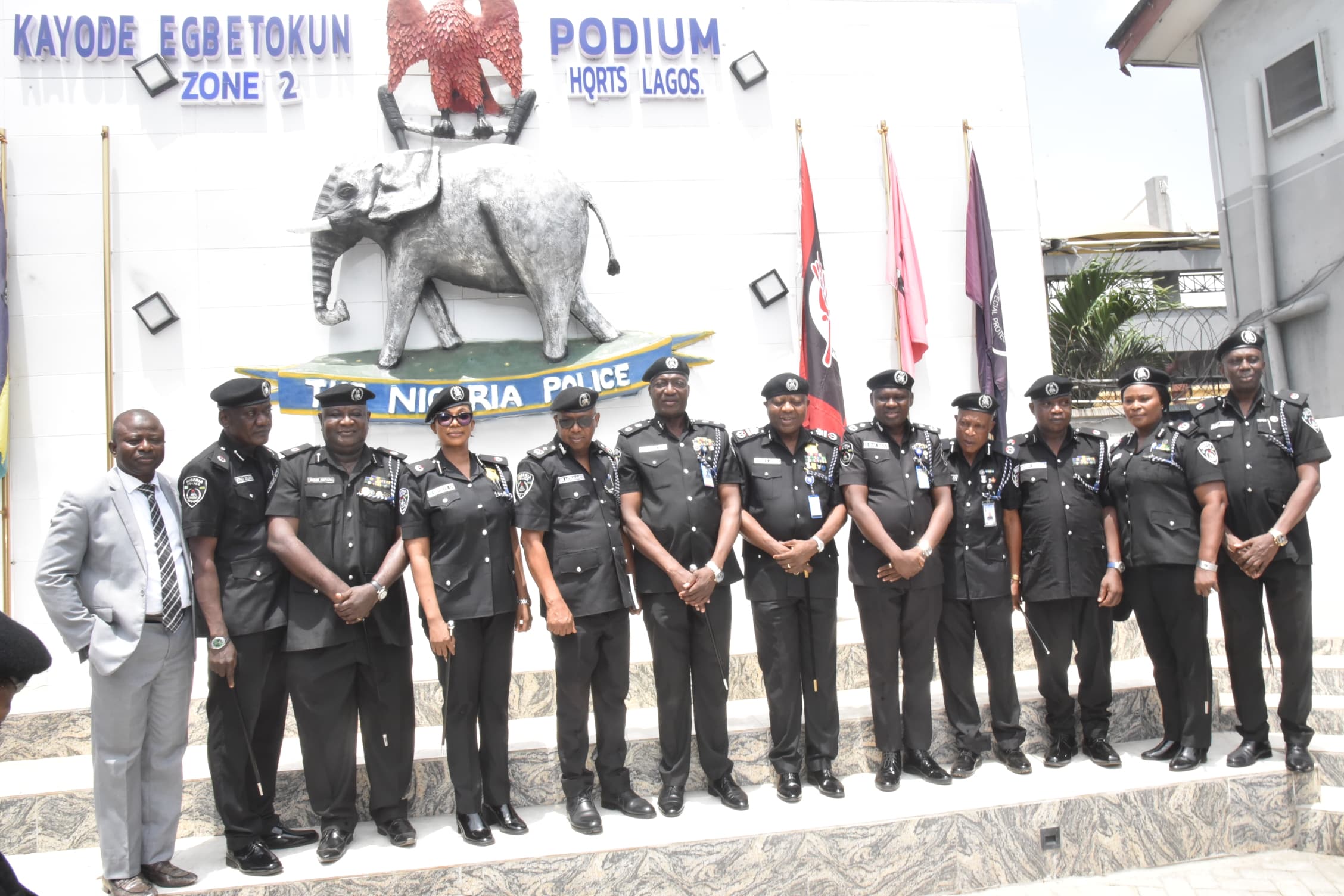 aig-fayoade-decorates-newly-promoted-officers-admonishes-them-on-professionalism.jpg