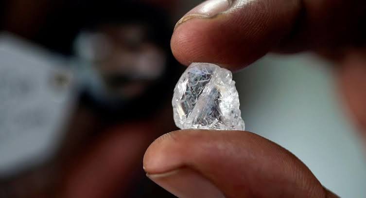 diamond-mining-drives-angolas-economic-growth-agenda.jpg