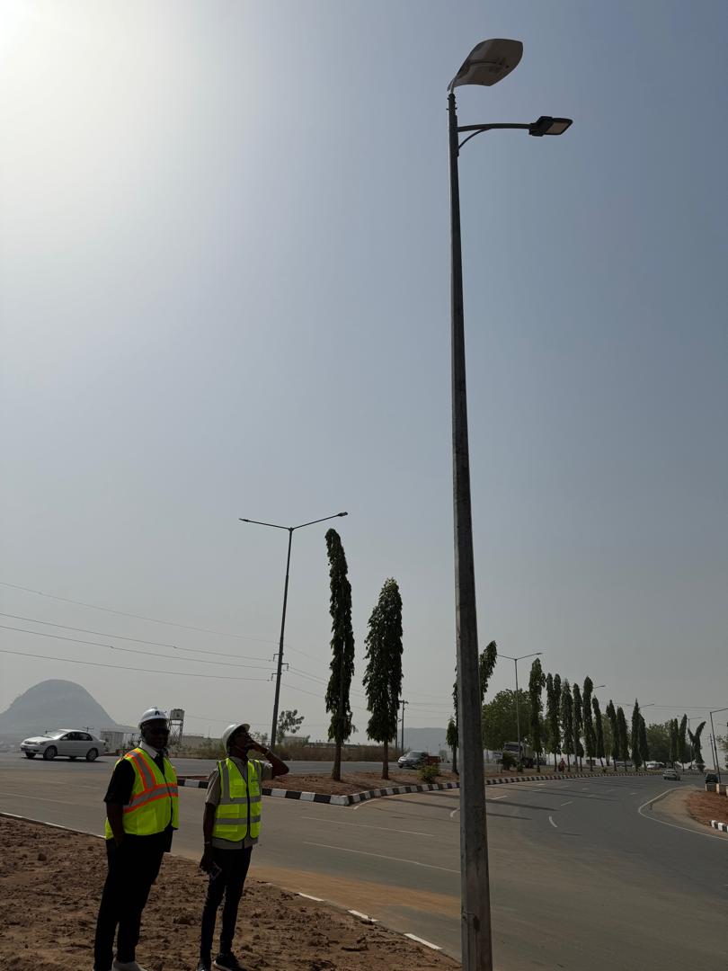 excitement-as-akogate-engineers-light-up-abuja.jpg