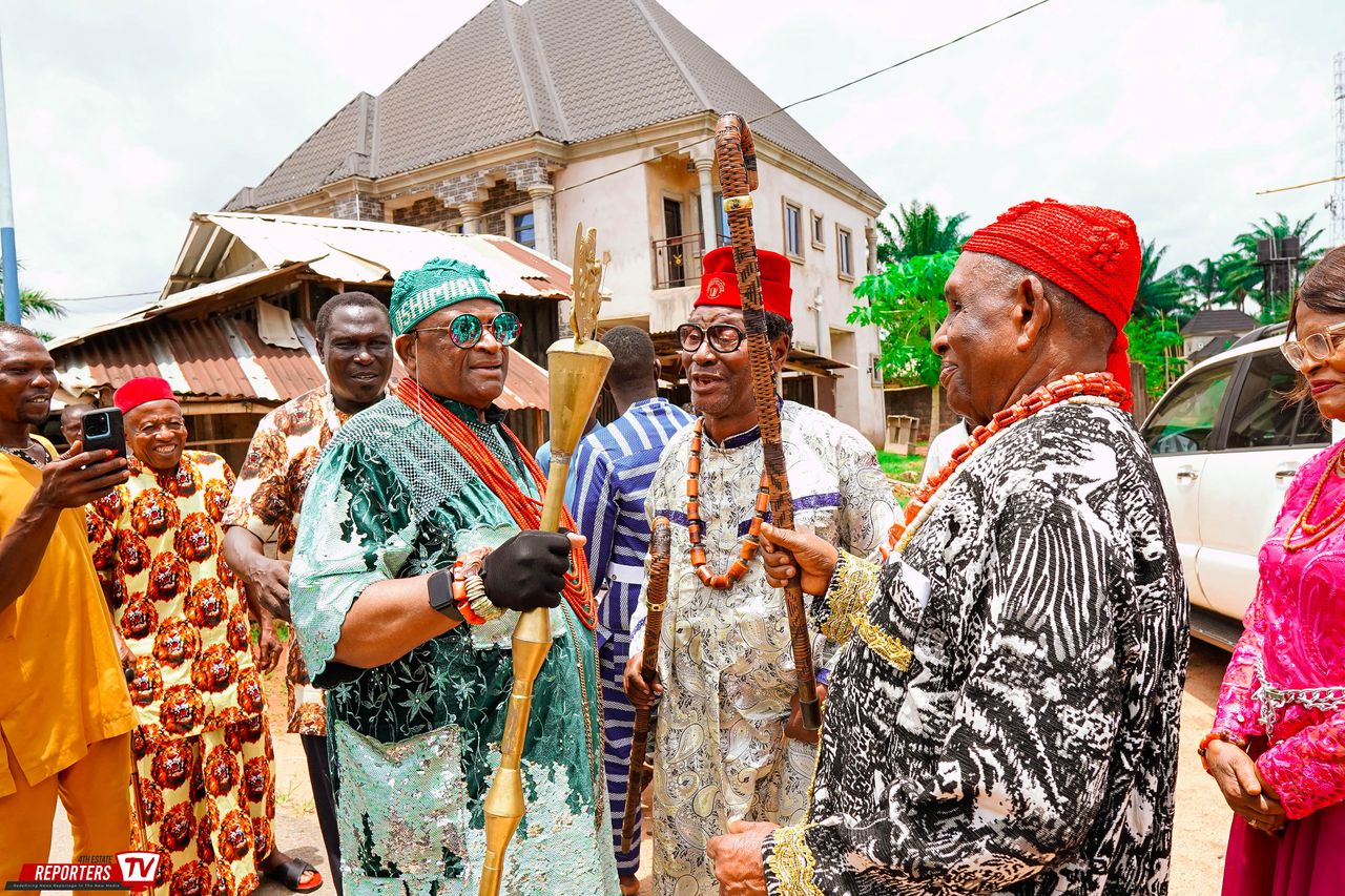 jubilation-in-ogwuaga-abba-as-a-new-traditional-ruler-eze-obinna-akwiwu-ohamadike-ii-of-ogwuaga-abba-emerges-in-grand-style.jpg