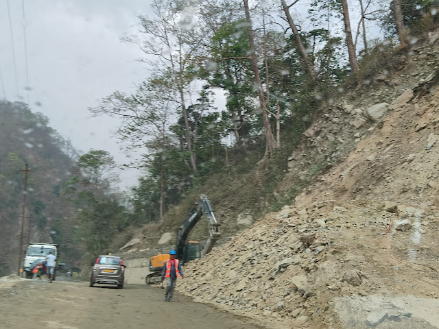 on-april-18-19-temporary-traffic-restrictions-and-diversions-announced-for-kalimpong-district-amid-nh-10-repairs.jpg